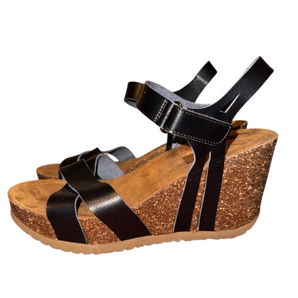 BJORNDAL Kori Black Crisscross Cork Sole Strappy Wedge Sandals Size 10 - Picture 8 of 13